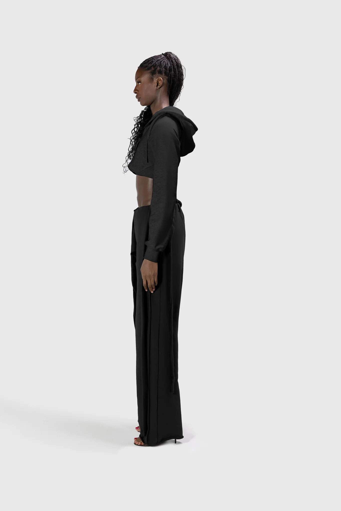 Curve Cropped Hoodie - Black - Image 4