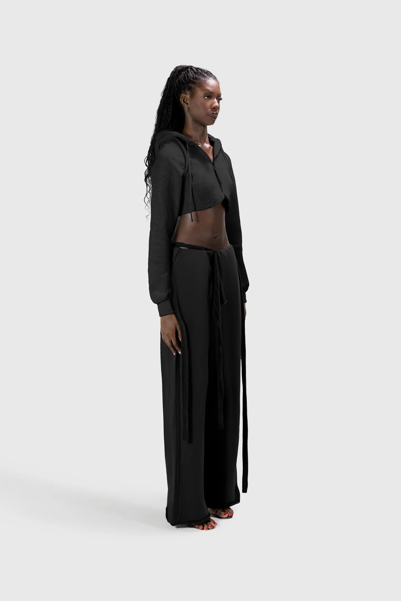 Curve Cropped Hoodie - Black - Image 9