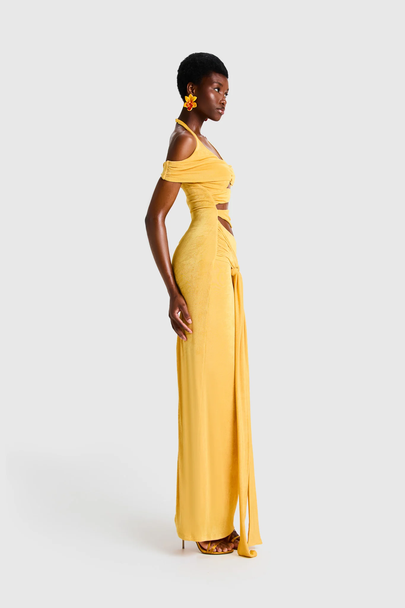Cut Out Halter Maxi - Yellow - Image 5